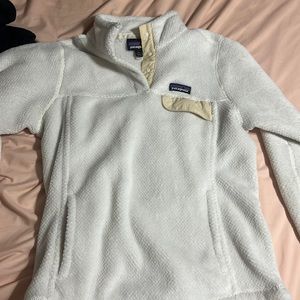 Patagonia sweatshirt